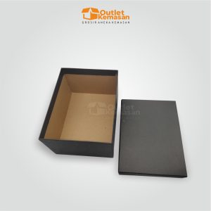 Hard Box S ukuran 20x15x11cm